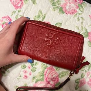 Tory burch wristlet